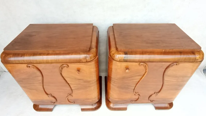 Pamono Art Deco Bedside Tables by Jindrich Halabala for Up Závody, 1930s, Set of 2> Nightstands