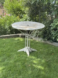 Pamono Art Deco Bistro Table from Louis Vuitton> Garden Tables