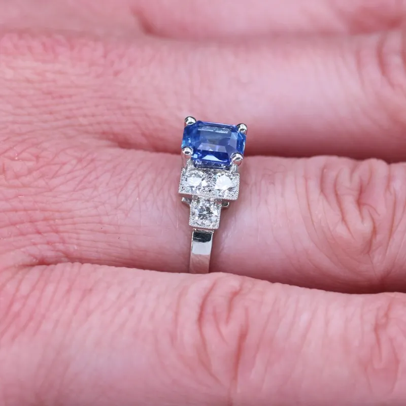 Pamono Art Deco Blue Sapphire, Diamond & Platinum Ring> Rings