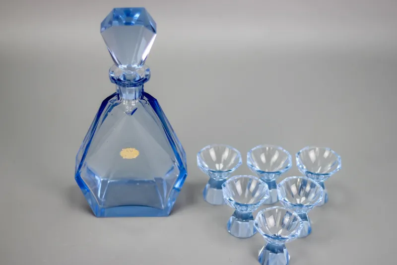 Outlet Pamono Art Deco Bohemian Blue Color Glass Decanter and Glasses, 1930s, Set of 7
