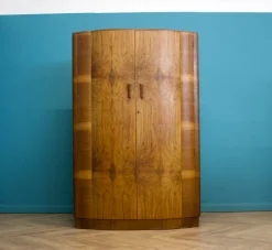 Sale Pamono Art Deco British Burr Walnut Wardrobe, 1930s
