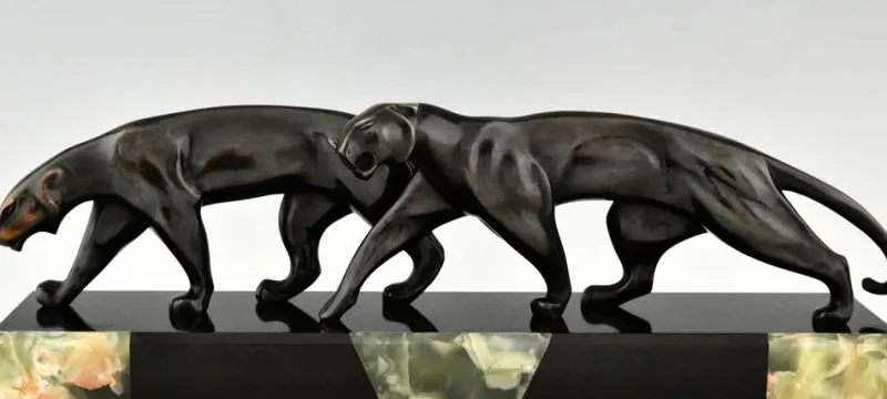 Pamono Art Deco Bronze Panther Sculpture by Michel Decoux in Bronze, 1920s> Art Deco