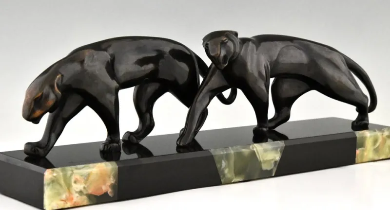 Pamono Art Deco Bronze Panther Sculpture by Michel Decoux in Bronze, 1920s> Art Deco