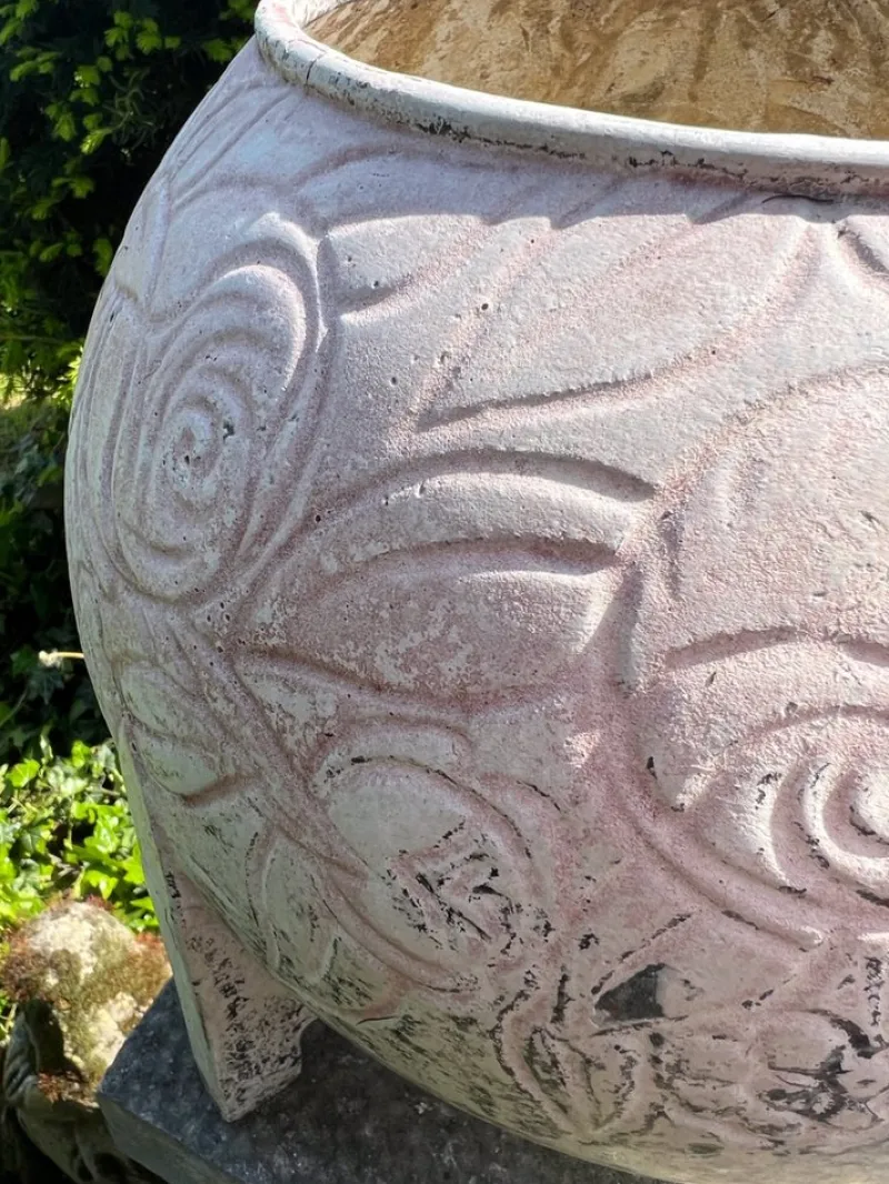 Pamono Art Deco Cast Iron Garden Planter from Deville & Cie, 1920s> Planters And Jardiniere
