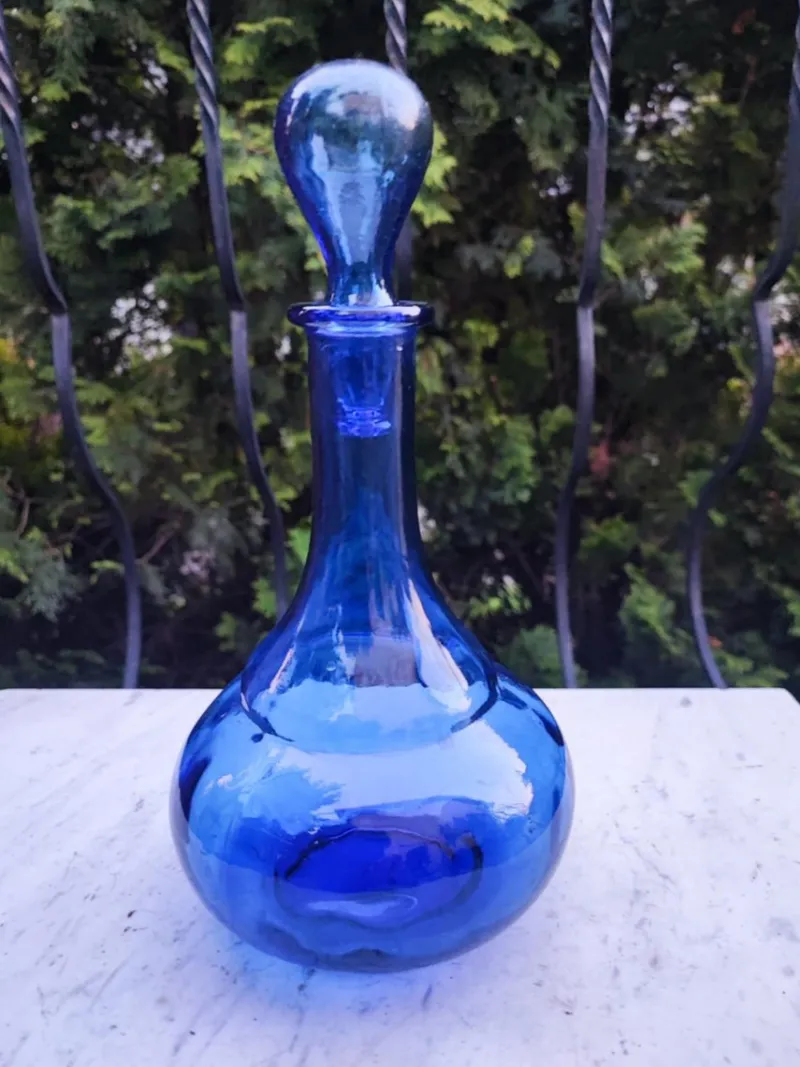 Outlet Pamono Art Deco Cobalt Blue Glass Carafe, 1940s