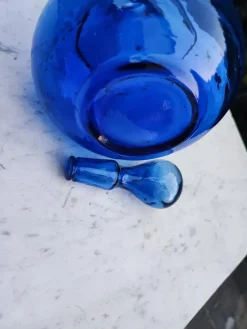 Outlet Pamono Art Deco Cobalt Blue Glass Carafe, 1940s