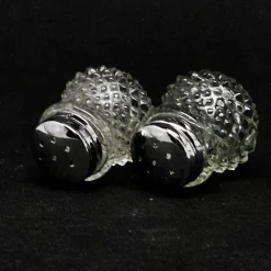 Pamono Art Deco Crystal Set of Salt Holder, United Kingdom, 1950s, Set of 2> Salt & Pepper Shakers