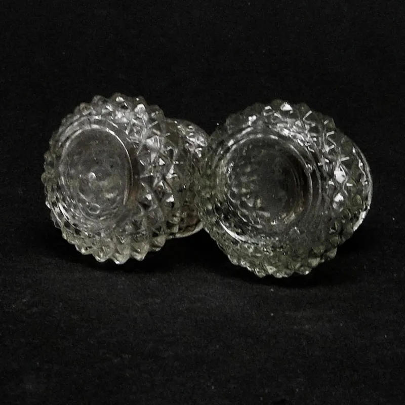 Pamono Art Deco Crystal Set of Salt Holder, United Kingdom, 1950s, Set of 2> Salt & Pepper Shakers