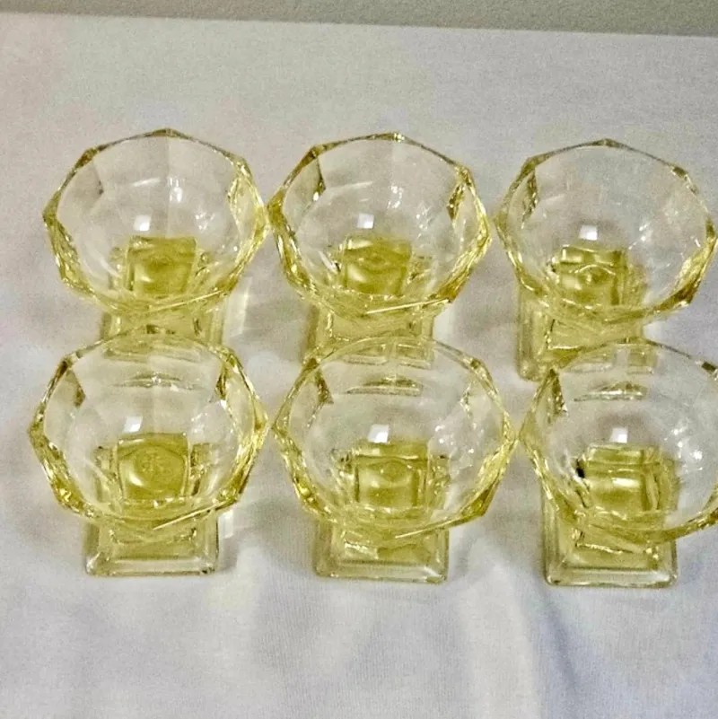 Pamono Art Deco Decanter Set in Yellow Glass by Moser/Bohemia, Czech, 1920s> Glassware
