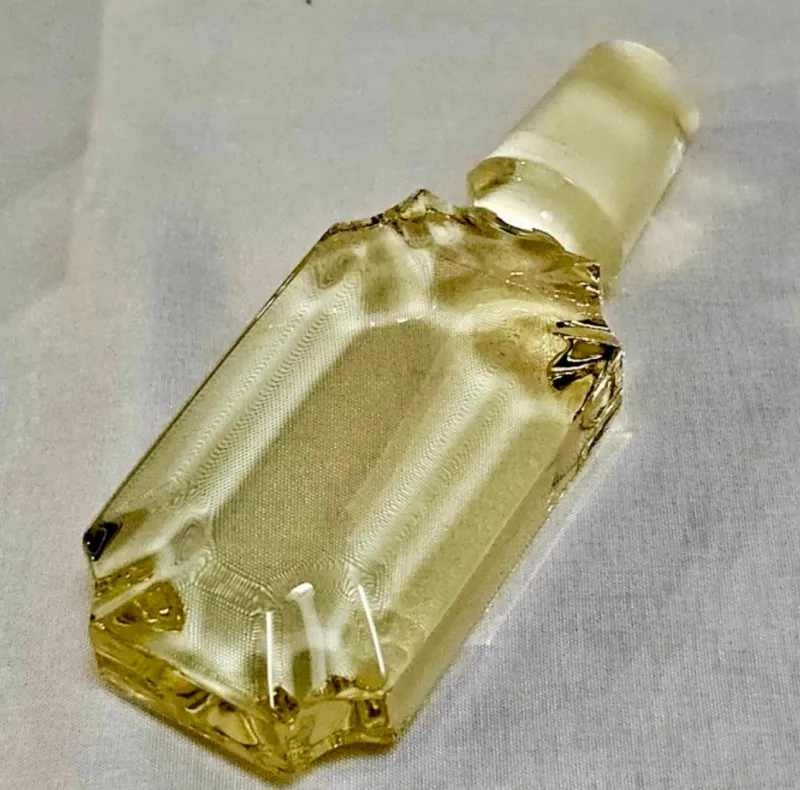 Pamono Art Deco Decanter Set in Yellow Glass by Moser/Bohemia, Czech, 1920s> Glassware