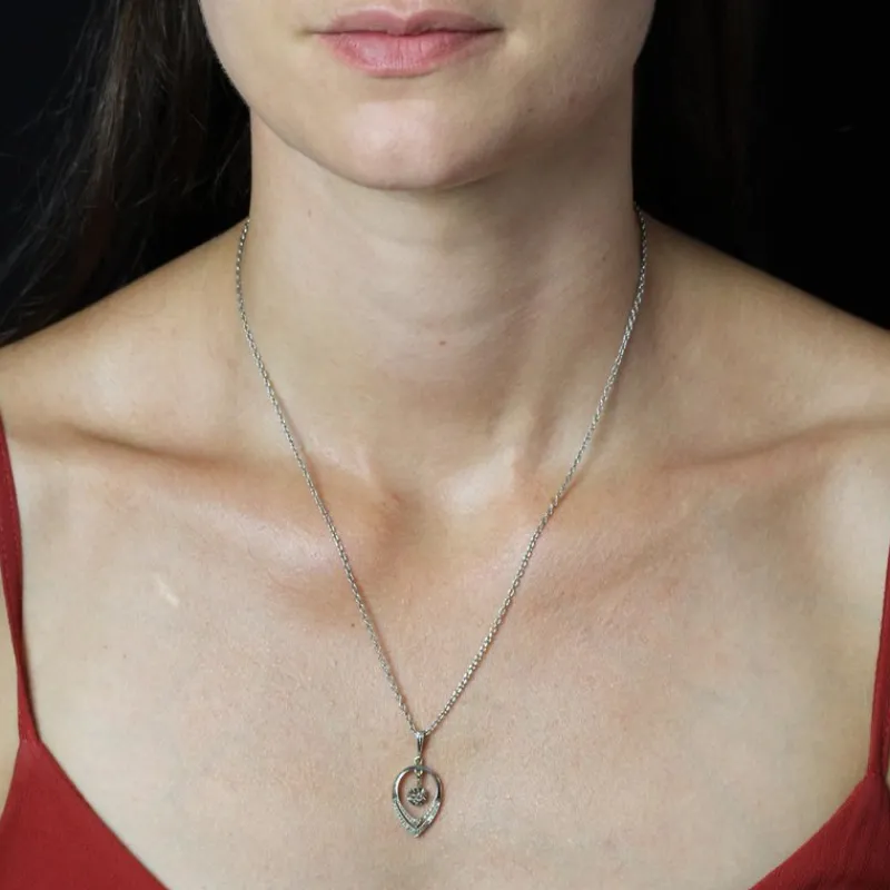 Pamono Art Deco Diamonds 18 Karat White Yellow Gold Pendant, 1920s> Necklaces