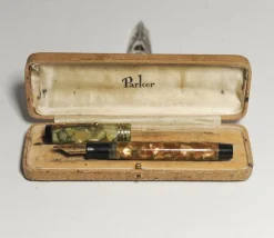 Pamono Art Deco Duofold Marbleised Fountain Pen & Pencil Set in Original Parker Box from Parker, 1930s, Set of 2><noscript><img width=
