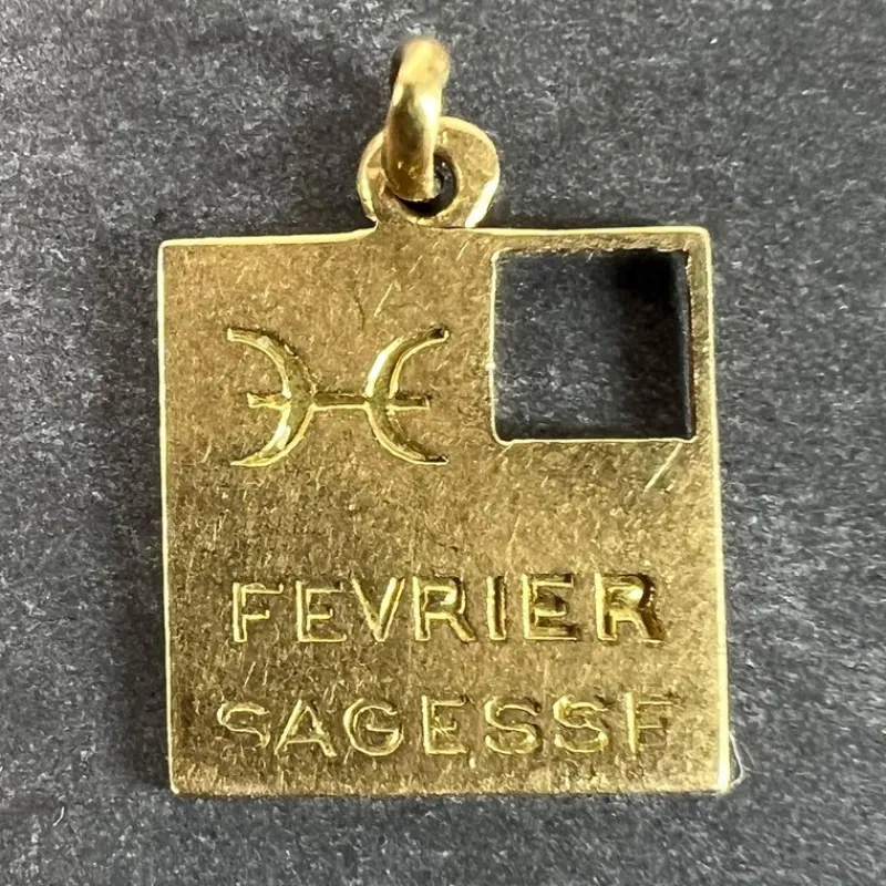 Pamono Art Deco February Wisdom Pisces Flag Charm Pendant in 18 Karat Yellow Gold and Enamel, 1920s> Necklaces