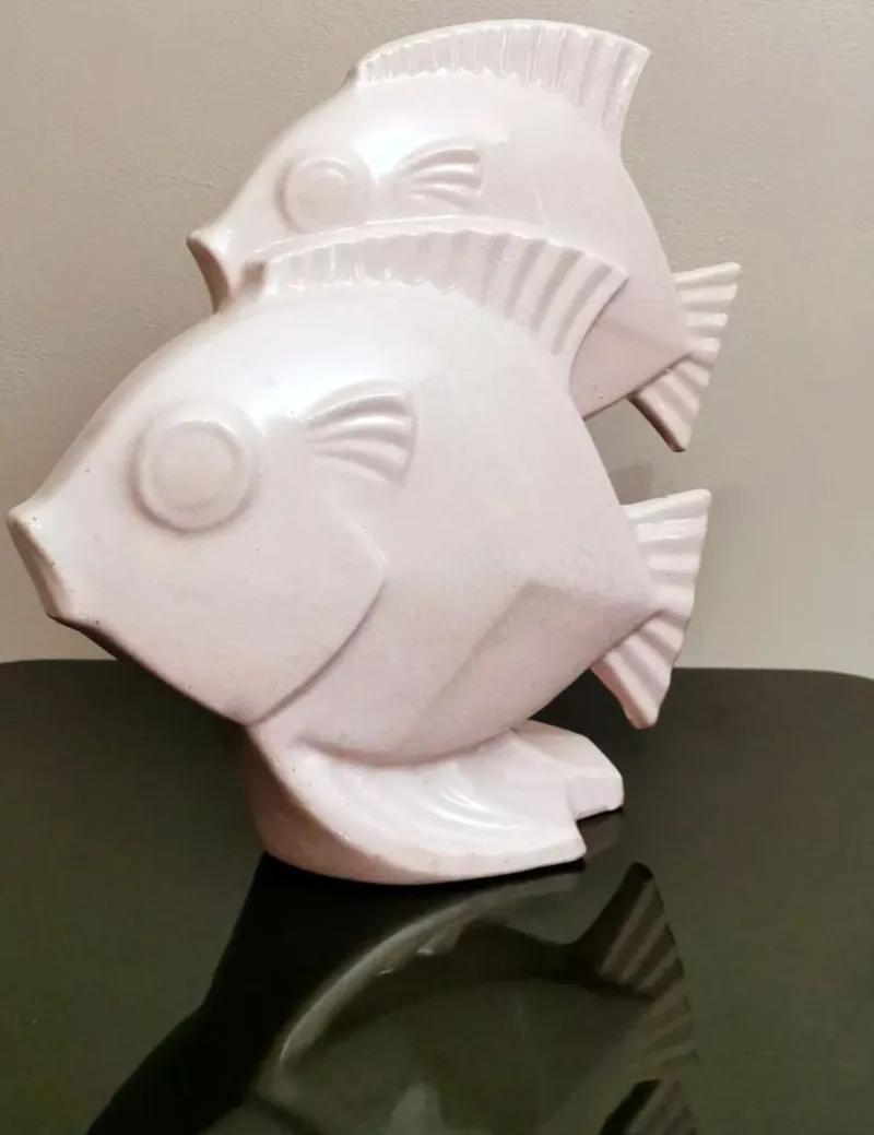 Hot Pamono Art Deco French Sculpture of Two Fish in Craquelé Porcelain