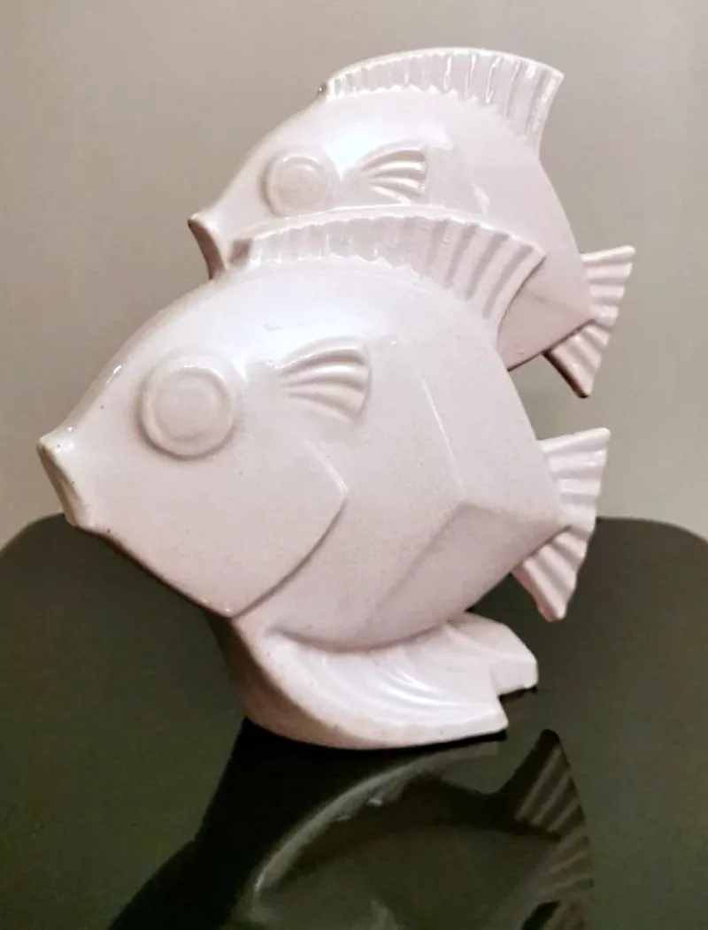 Hot Pamono Art Deco French Sculpture of Two Fish in Craquelé Porcelain