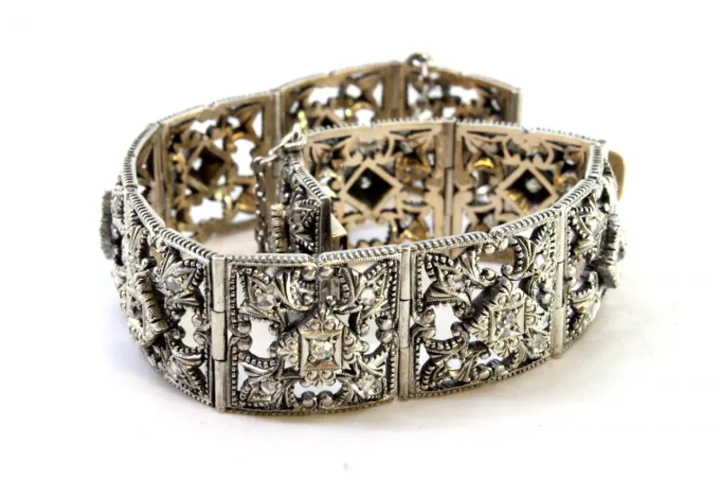 Pamono Art Deco Gold and Silver Articulated Bracelet with Brilliant-Cut Diamonds and Flakes> Bracelets