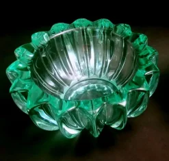Sale Pamono Art Deco Green Molded Glass Bowl by Pierre Davesn, 1930s