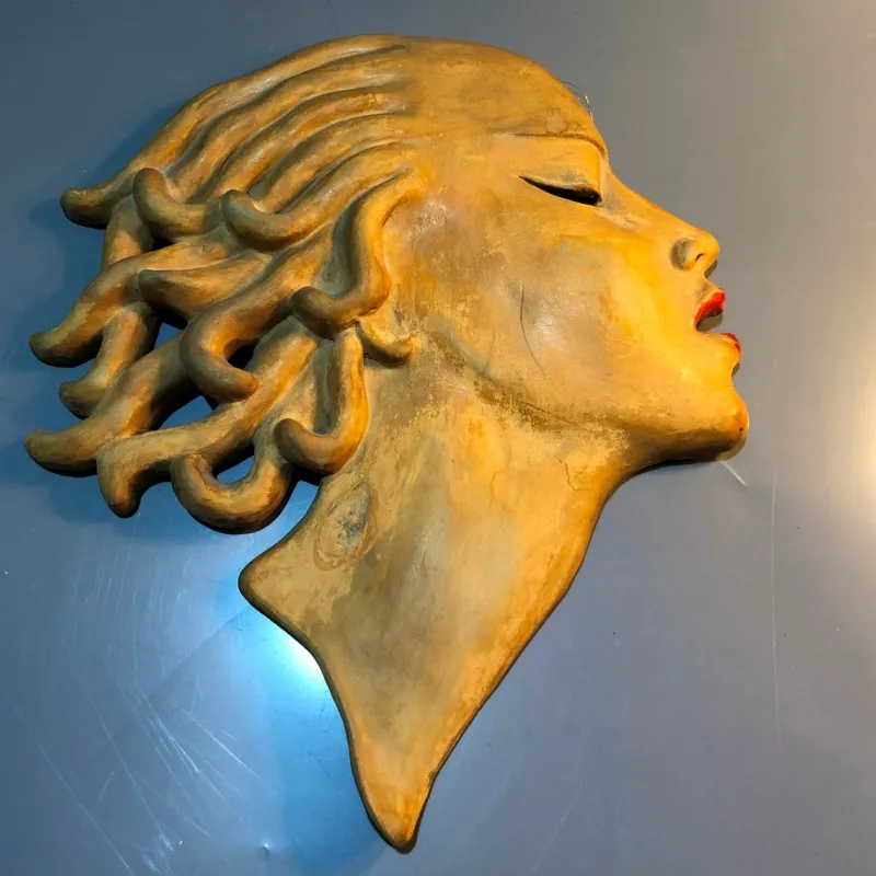 Outlet Pamono Art Deco Hungarian Ceramic Wall Mask by Dr Rank Rezso, 1930s