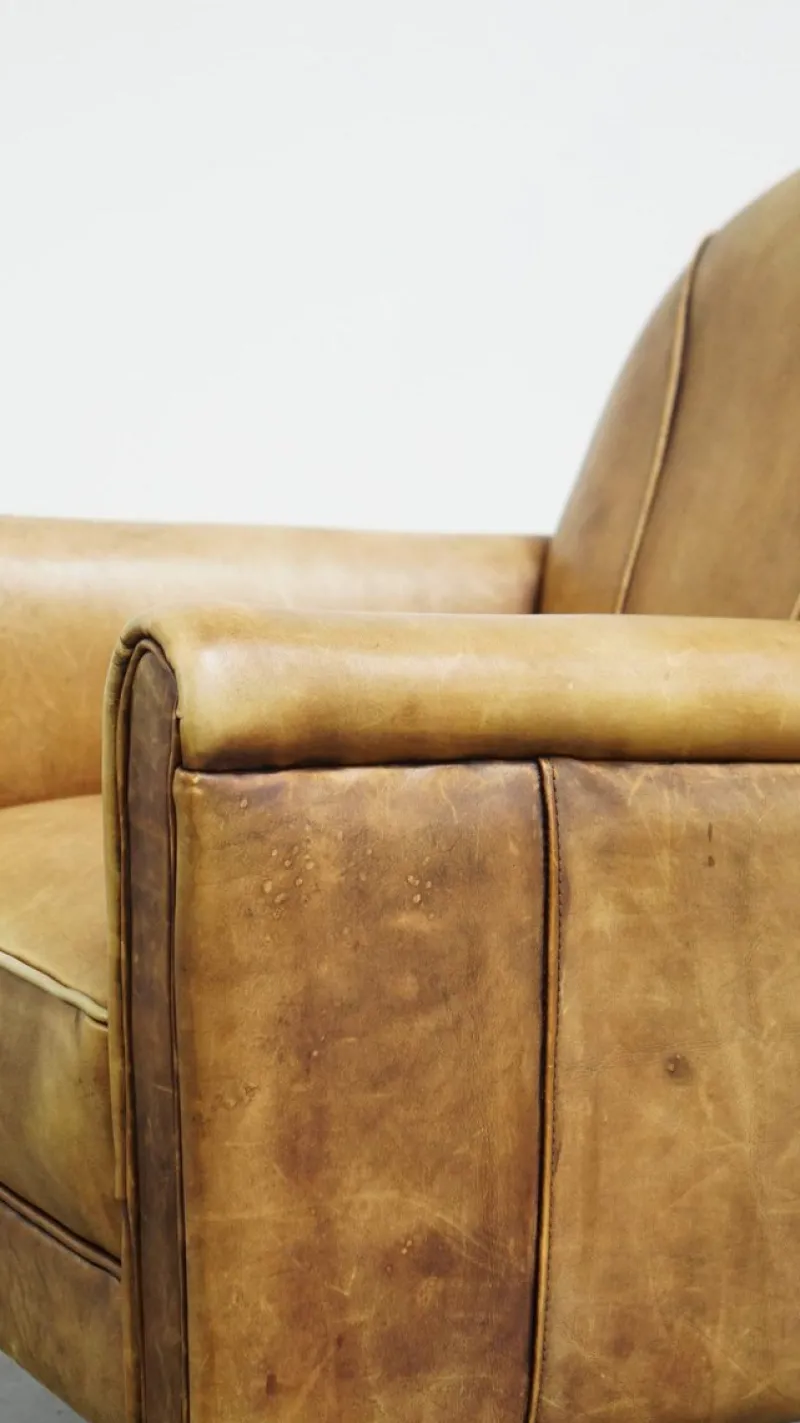 Pamono Art Deco Light Cognac Armchair in Leather> Children's Chairs