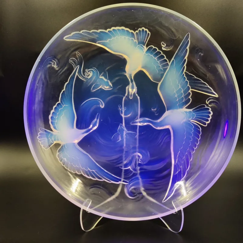 Pamono Art Deco Opalescent Glass Bowl with Wild Geese, Fish and Waves by Verlys, France, 1930s> Bowls