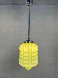 Pamono Art Deco Opaline Green Skyscraper Pendant Lamp, 1920s><noscript><img width=