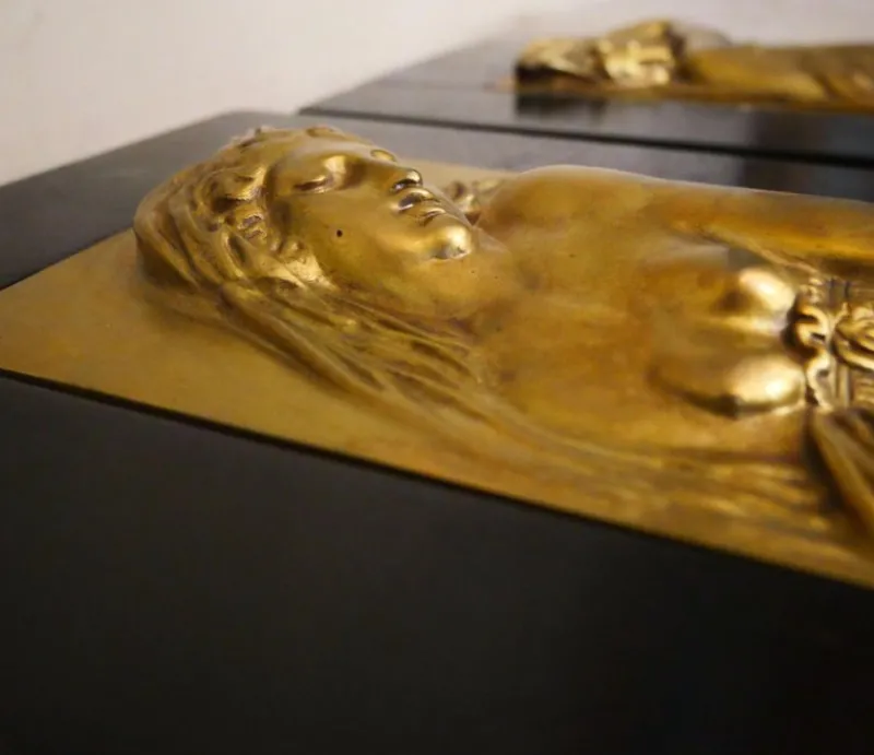 Pamono Art Deco Reliefs with the Nymphs of the Fountain, Early 20th Century, Bronzes, Set of 2> Art Deco