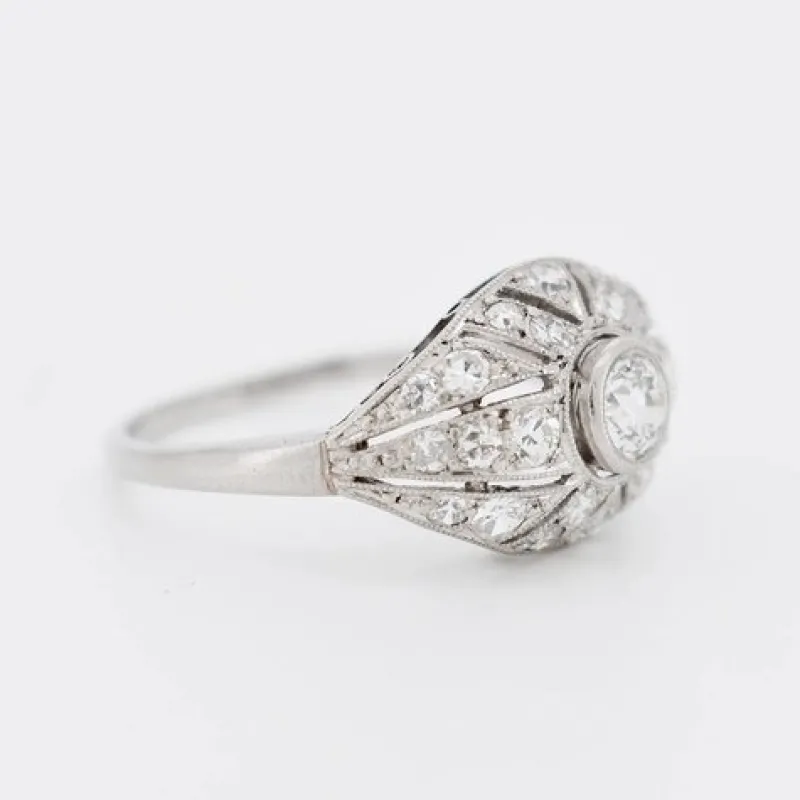 Pamono Art Deco Ring in Platinum and Diamonds, 1920s> Rings