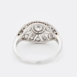 Pamono Art Deco Ring in Platinum and Diamonds, 1920s><noscript><img width=
