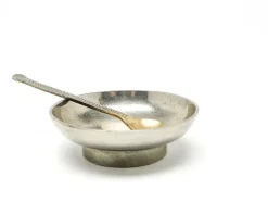 Pamono Art Deco Salt Holder with Spoon, Germany, 1930s, Set of 2> Salt & Pepper Shakers