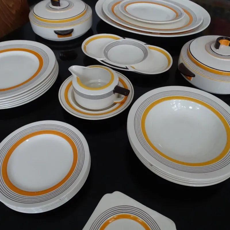 Pamono Art Deco Service from Royal Doulton, 1930s, Set of 27> Dinner Plates & Bowls