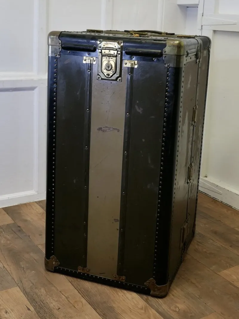 Pamono Art Deco Steamer Trunk by Hartman Luggage Co., 1890s> Trunks Crates & Baskets