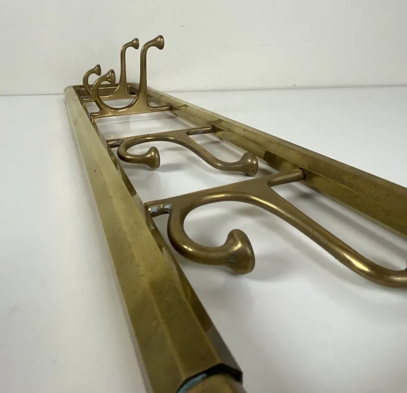 Pamono Art Deco Style Brass Coat Rack With Foldable Hooks, Austria, 1940s> Racks, Hooks & Valets