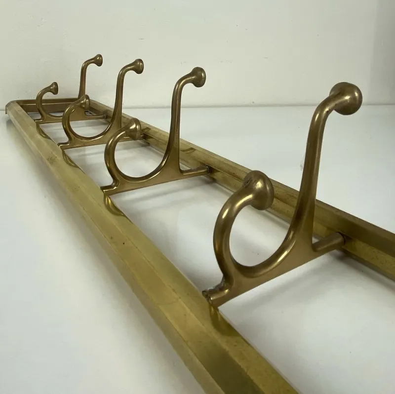 Pamono Art Deco Style Brass Coat Rack With Foldable Hooks, Austria, 1940s> Racks, Hooks & Valets