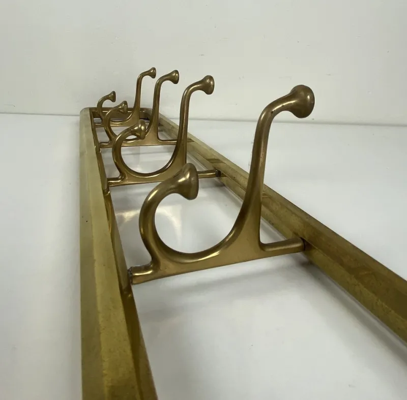 Pamono Art Deco Style Brass Coat Rack With Foldable Hooks, Austria, 1940s> Racks, Hooks & Valets