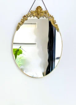 Pamono Art Deco Style Oval Mirror with Brass Floral Details, 1960s><noscript><img width=