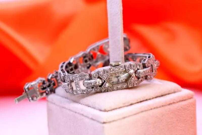 Online Pamono Art Deco Style Platinum Watch with Brilliant-Cut Diamonds