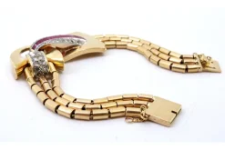 Pamono Art Deco Tubular Gold Bracelet with Rose-Cut Diamonds and Calibrated Rubies><noscript><img width=