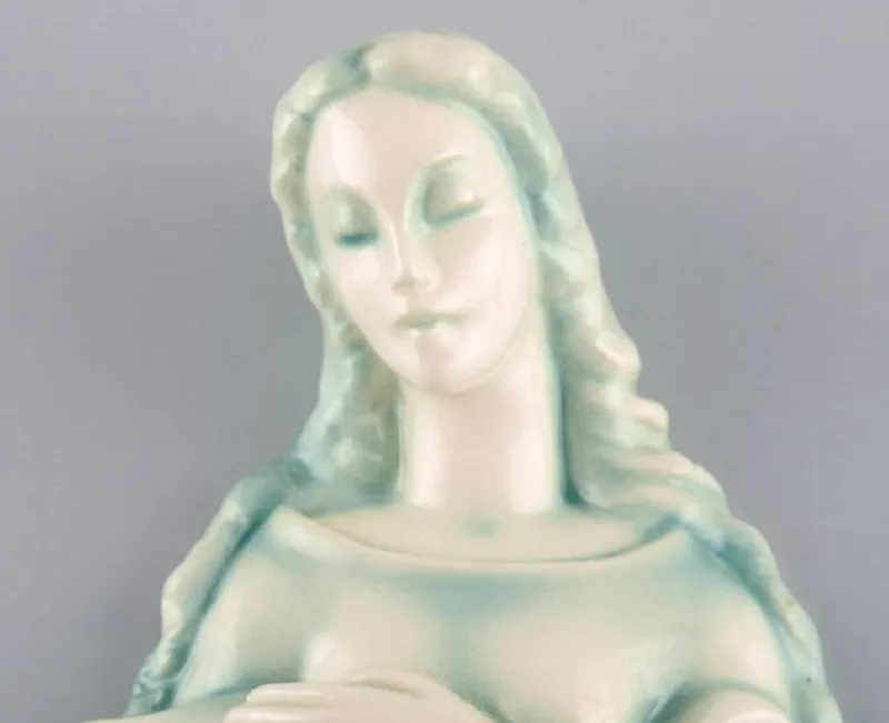 Pamono Art Deco Wall Figure in Glazed Ceramics Madonna Wall Figure from Goldscheider, Austria> Art Deco