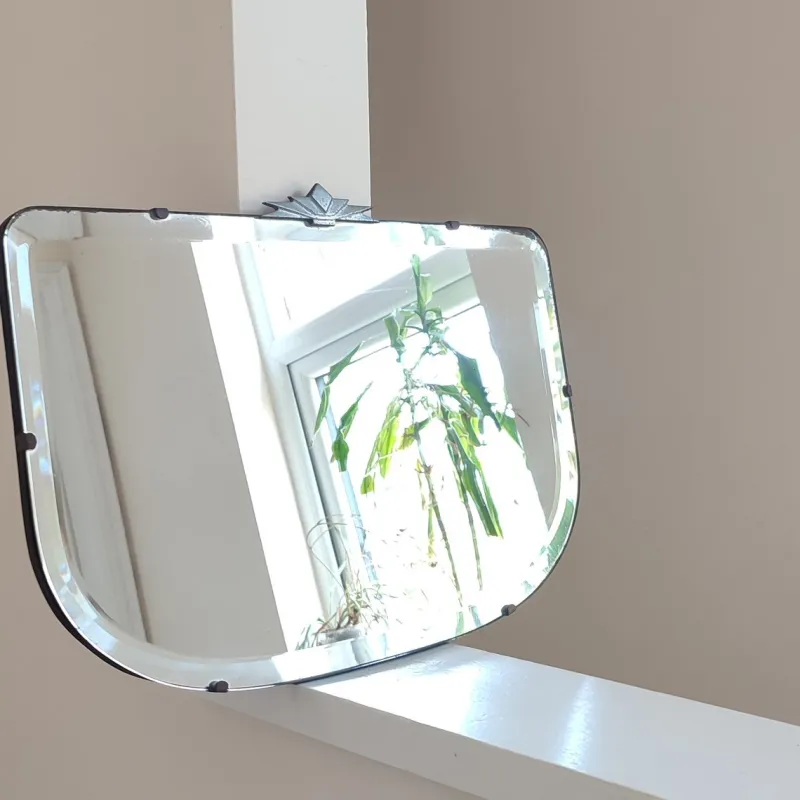 Pamono Art Deco Wall Mirror with Bevelled Frameless Edge and Chrome Fantail Crest, 1930s> Mirrors