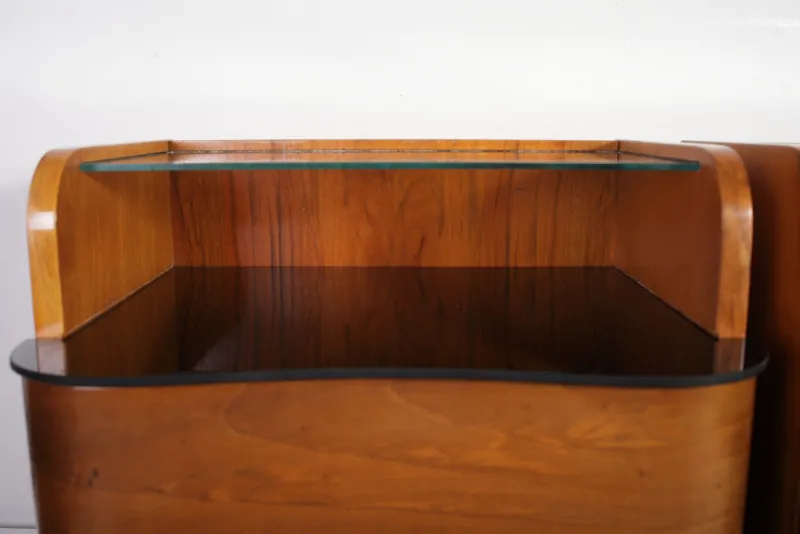 Outlet Pamono Art Deco Walnut Bedside Tables by Jindrich Halabala for Up Zavody, 1940s, Set of 2