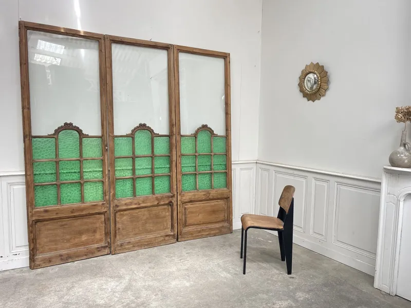 New Pamono Art Deco Wooden and Hammered Glass Screen, 1950s