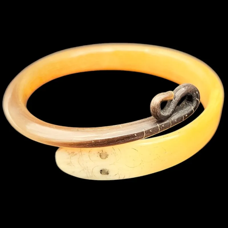 Pamono Art Nouveau Bakelite Bangle in Snake Shape, 1910s> Bracelets