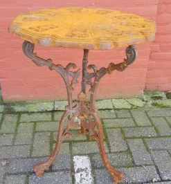 Pamono Art Nouveau Cast Iron Garden Table> Garden Tables
