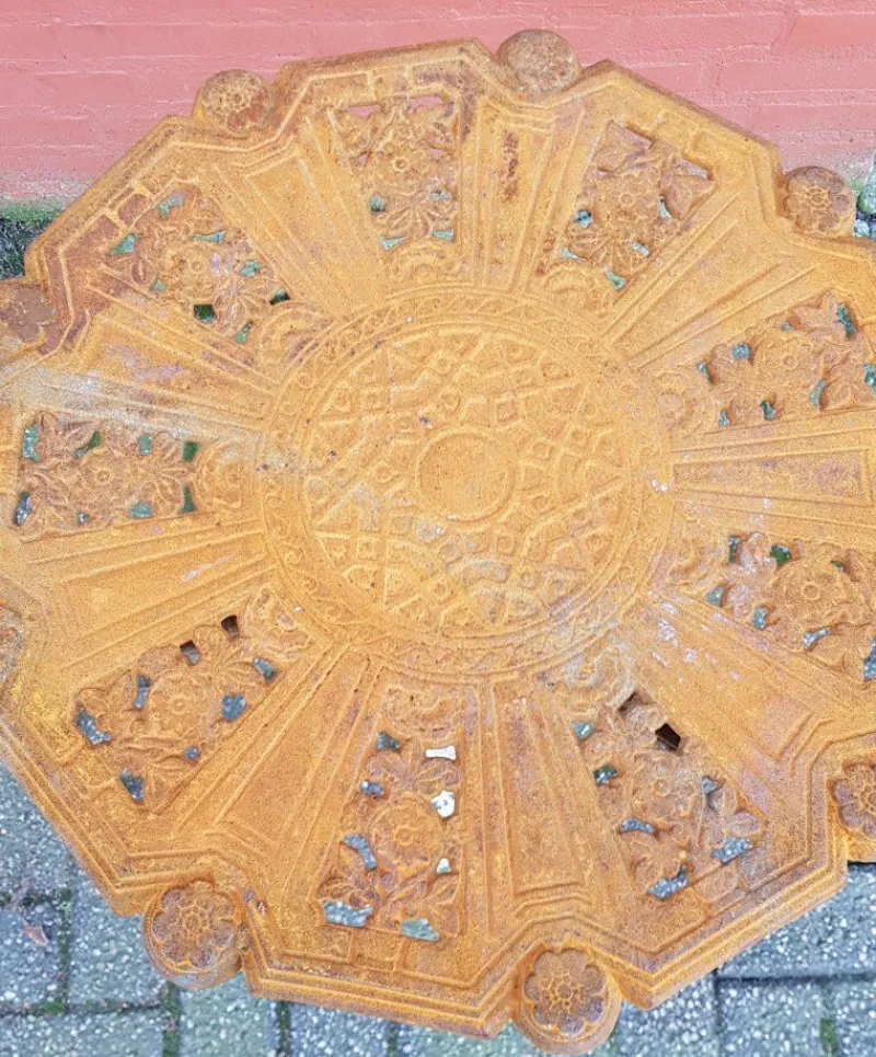 Pamono Art Nouveau Cast Iron Garden Table> Garden Tables