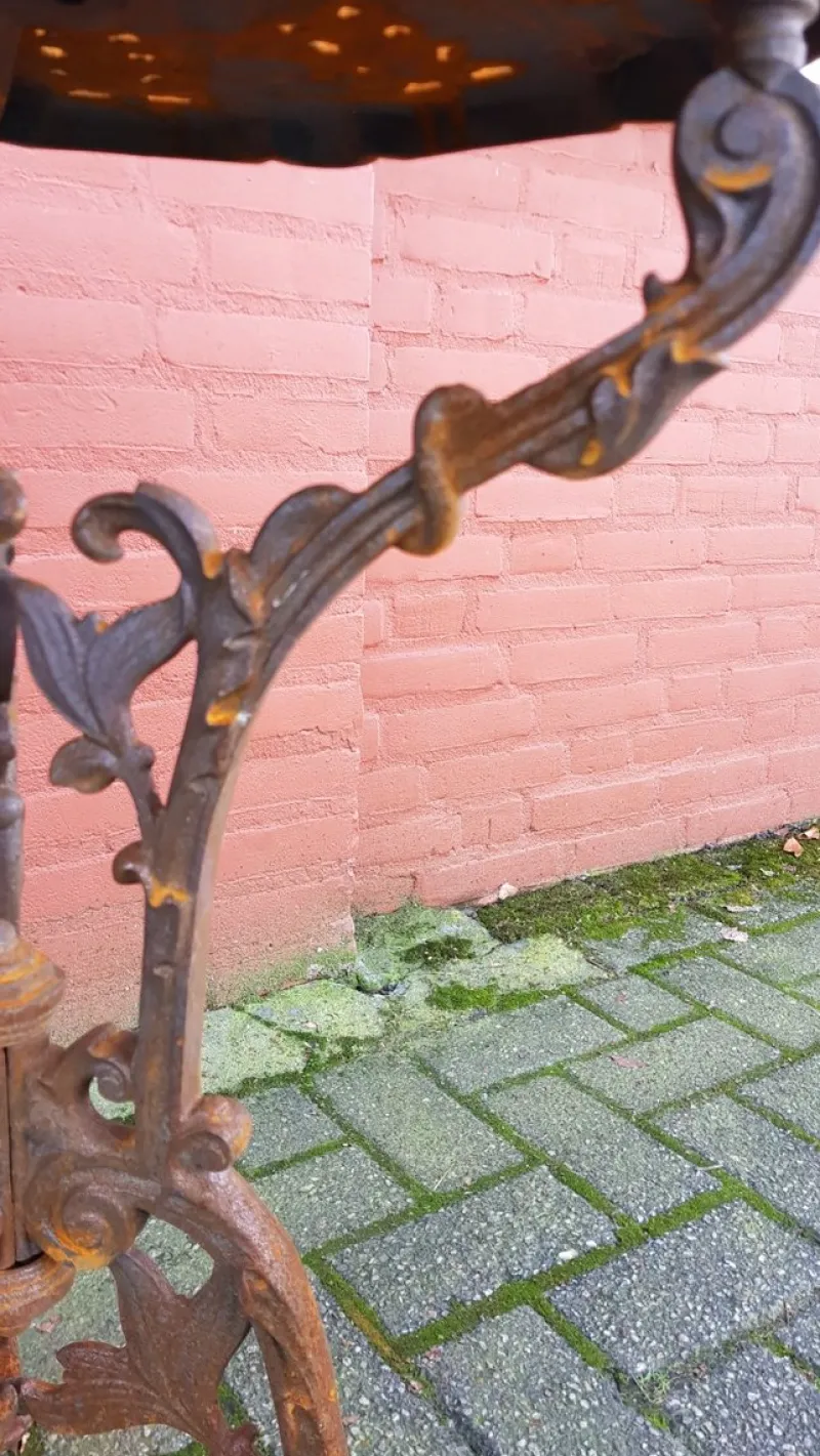 Pamono Art Nouveau Cast Iron Garden Table> Garden Tables