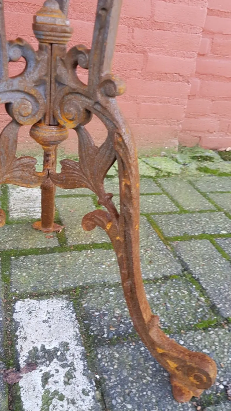 Pamono Art Nouveau Cast Iron Garden Table> Garden Tables