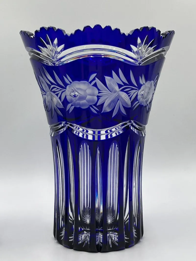 Online Pamono Art Nouveau Crystal Vase in Cobalt Blue with Floral Engraving from Lausitz