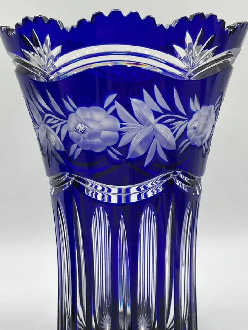 Online Pamono Art Nouveau Crystal Vase in Cobalt Blue with Floral Engraving from Lausitz