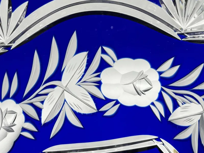 Online Pamono Art Nouveau Crystal Vase in Cobalt Blue with Floral Engraving from Lausitz