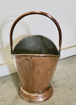 Clearance Pamono Art Nouveau Embossed Copper Helmet Coal Scuttle, 1880s